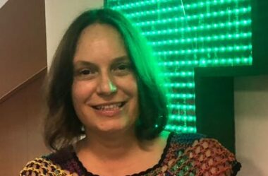 Publicidade direta  ao consumidor e seu impacto em populações vulneráveis, incluindo crianças e adolescentes